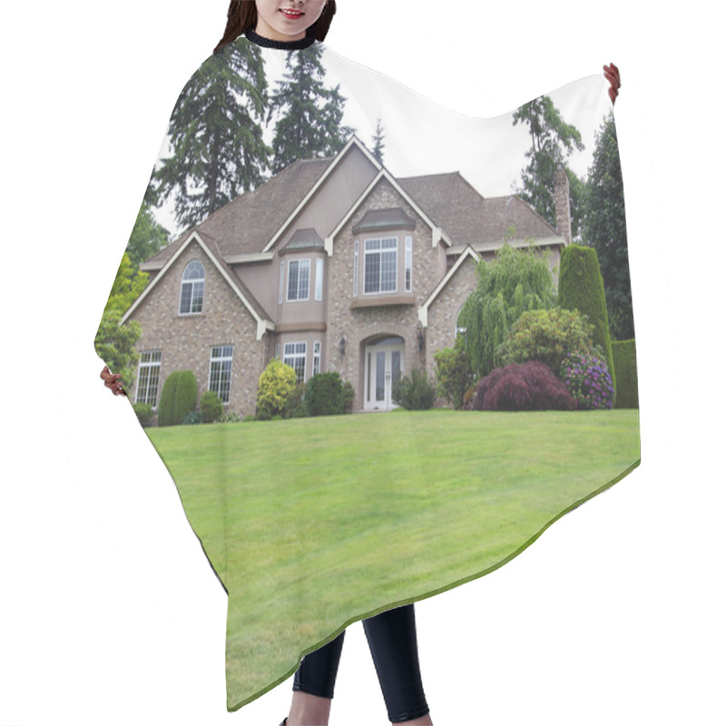 Personality  Beautiful Upscale House Hair Cutting Cape