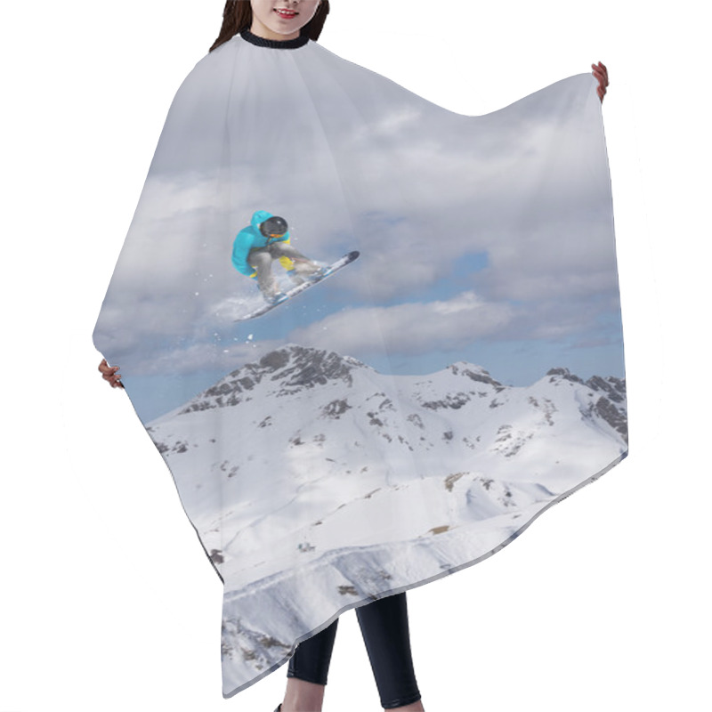 Personality  Flying Snowboarder On Mountains Hair Cutting Cape