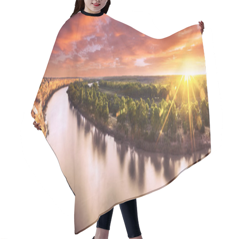 Personality  Panoramic Burst Hair Cutting Cape