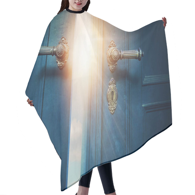 Personality  Open Blue Door Hair Cutting Cape