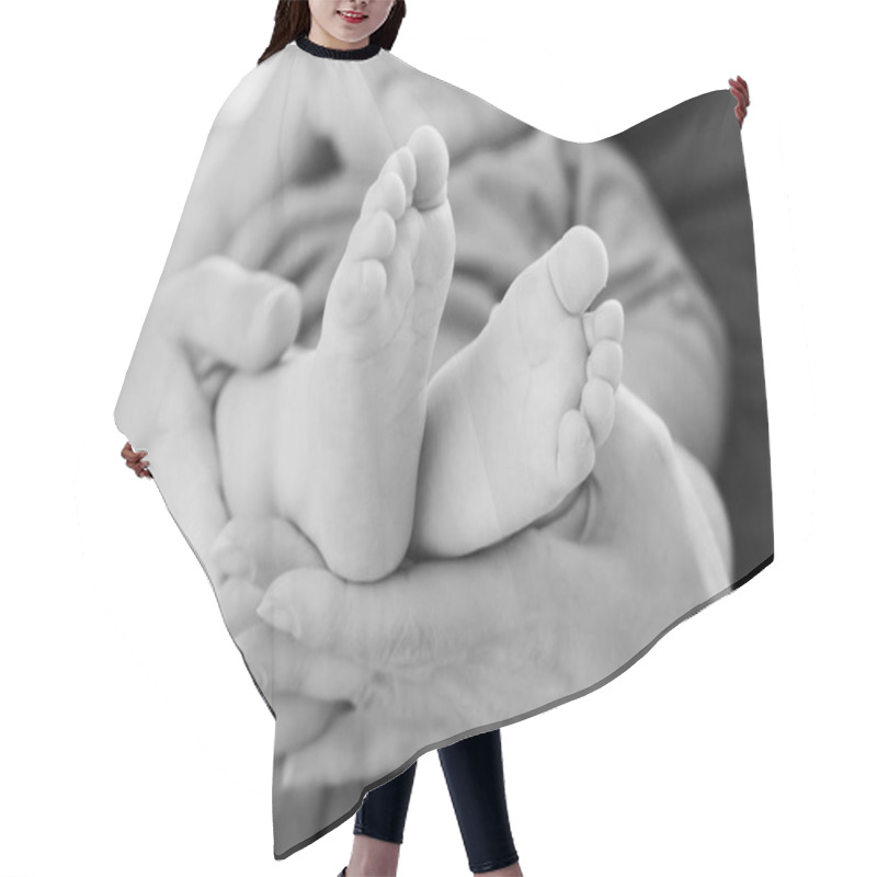 Personality  Child's Feet In Mother's Hands  Hair Cutting Cape