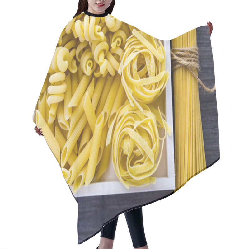 Personality  Variety of organic dry pasta hair cutting cape