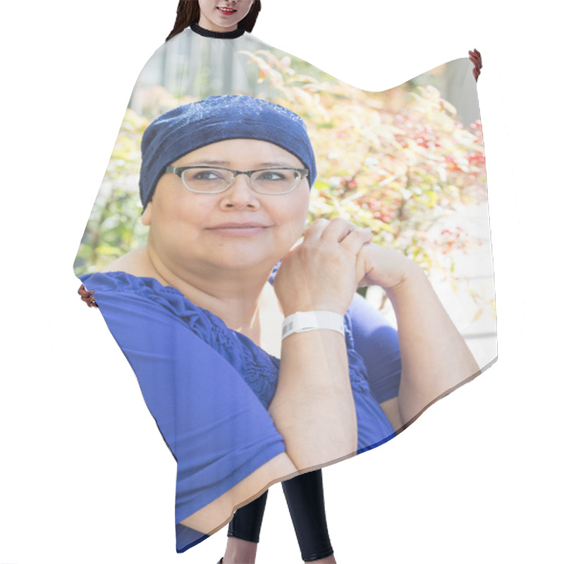 Personality  Female Breast Cancer Patient Hair Cutting Cape