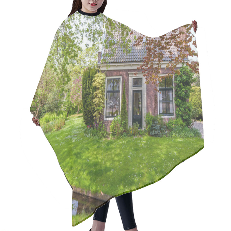 Personality  Front View Of Cosy Little House Hair Cutting Cape