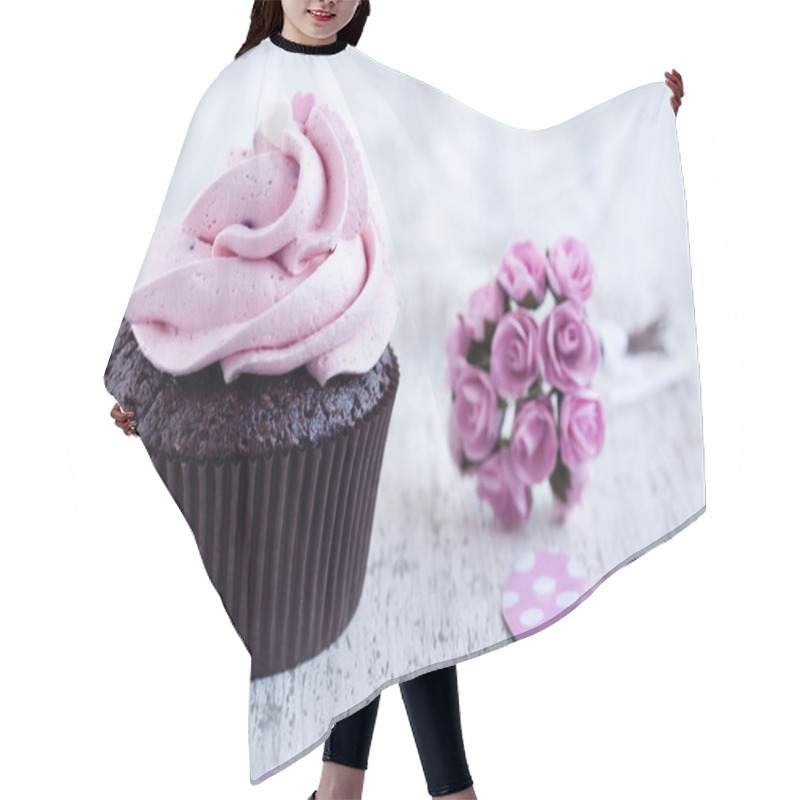 Personality  Pink Chocolate Cupcake Hair Cutting Cape