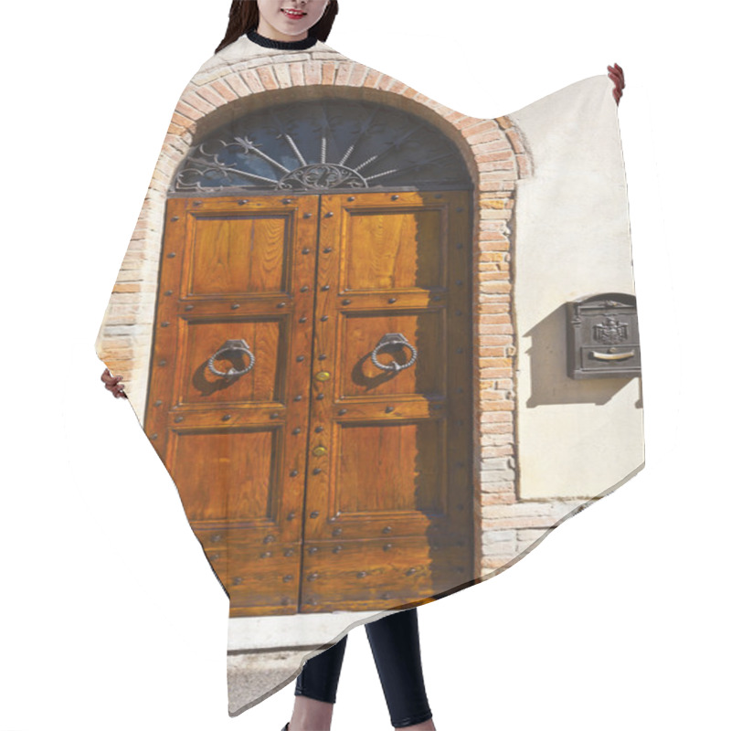 Personality  Door With Post Box Hair Cutting Cape