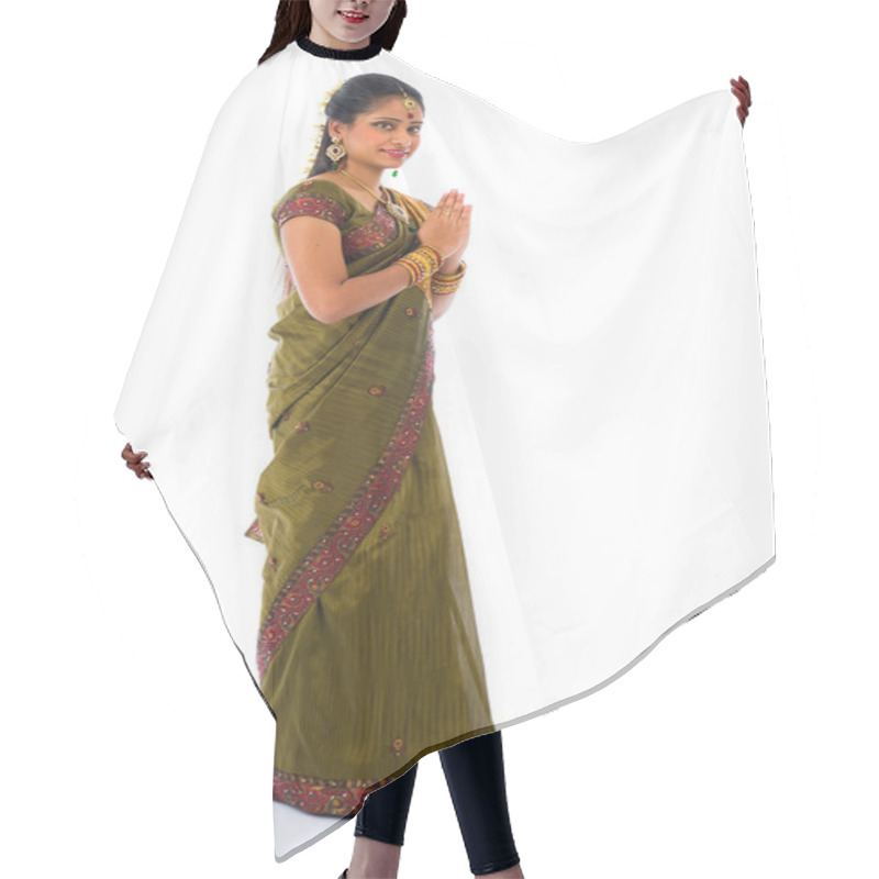 Personality  Indian Female In Traditional Saree Dress And Diwali Greeting Hair Cutting Cape