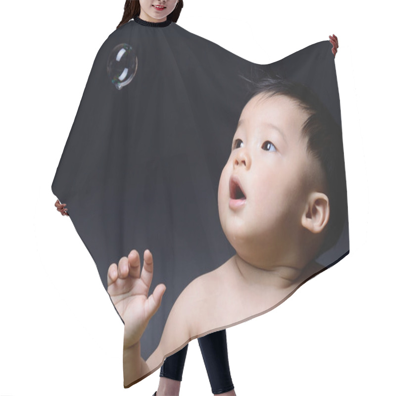 Personality  Little Baby Asian Boy Drooling And Looking Soap Bubble Hair Cutting Cape