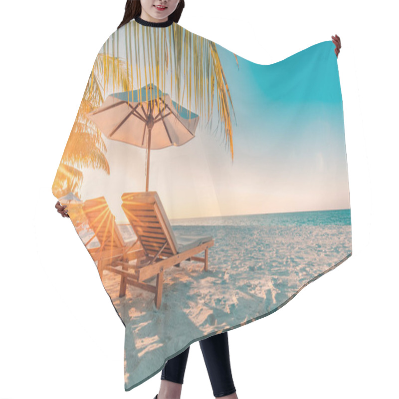 Personality  Perfect Beach View. Summer Holiday And Vacation Design. Inspirational Tropical Beach, Palm Trees And White Sand. Tranquil Scenery, Relaxing Beach, Tropical Landscape Design. Moody Landscape Hair Cutting Cape