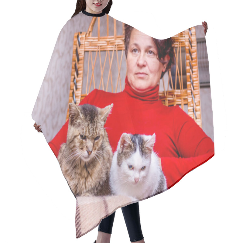 Personality  A Woman Sits In A Rocking Chair And Holds Two Cats In Her Arms Hair Cutting Cape