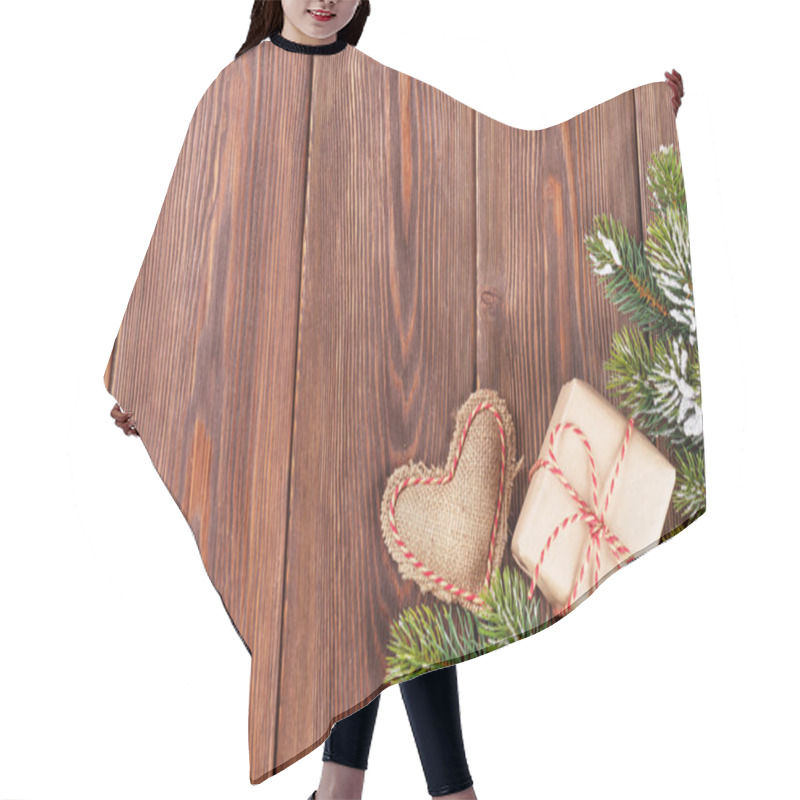 Personality  Christmas Tree Branch With Gift And Heart Hair Cutting Cape