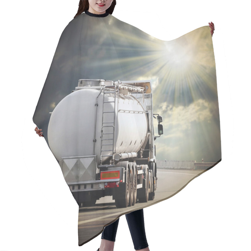 Personality  Old Tanker Truck Hair Cutting Cape