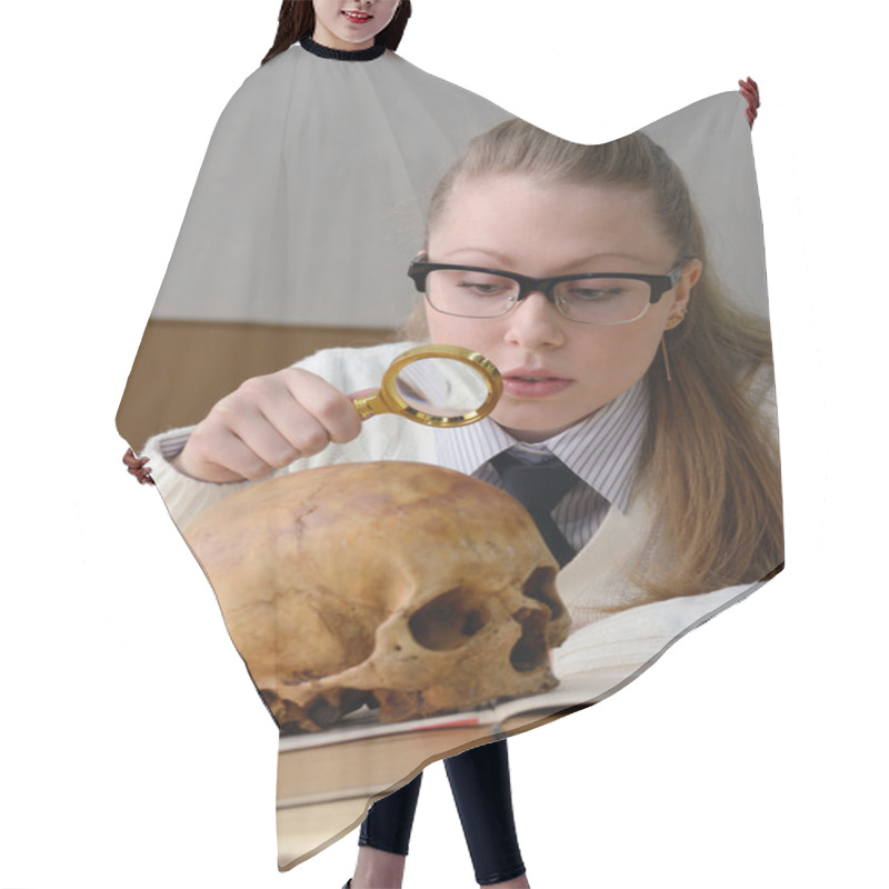 Personality  Woman Examining A Human Skull Hair Cutting Cape