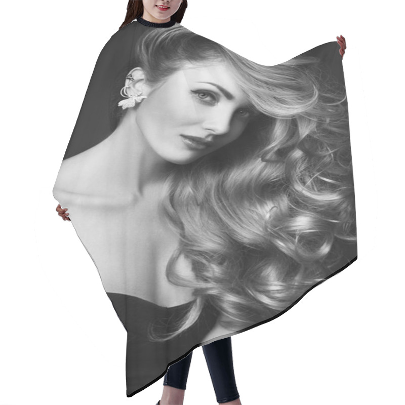 Personality  Woman Face Beauty Portrait Hair Cutting Cape