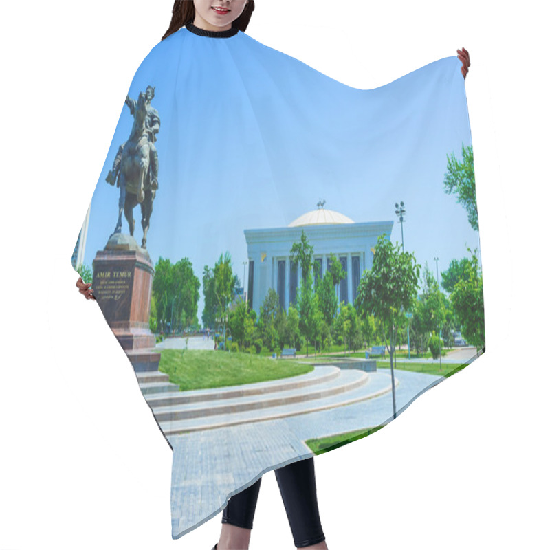 Personality  The Monument To Amir Timur Hair Cutting Cape