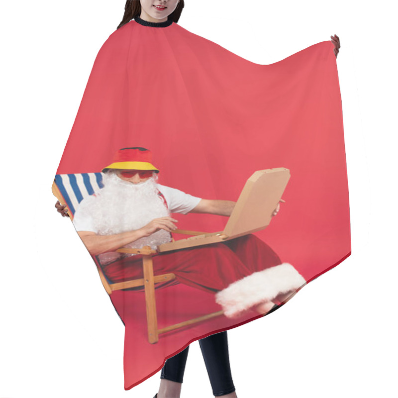 Personality  Santa Claus In Panama And Sunglasses Holding Pizza Box On Deck Chair On Red Background Hair Cutting Cape