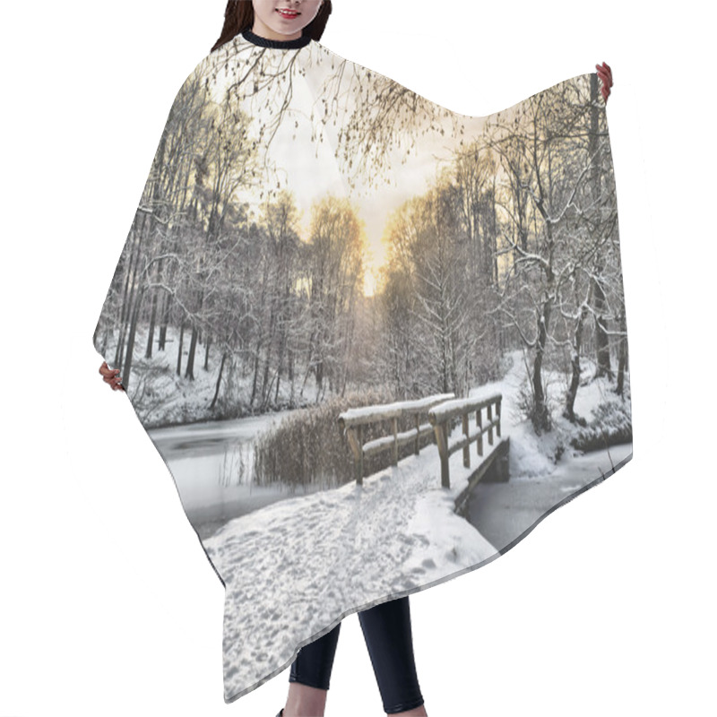 Personality  Wooden Bridge Under Snow Hair Cutting Cape