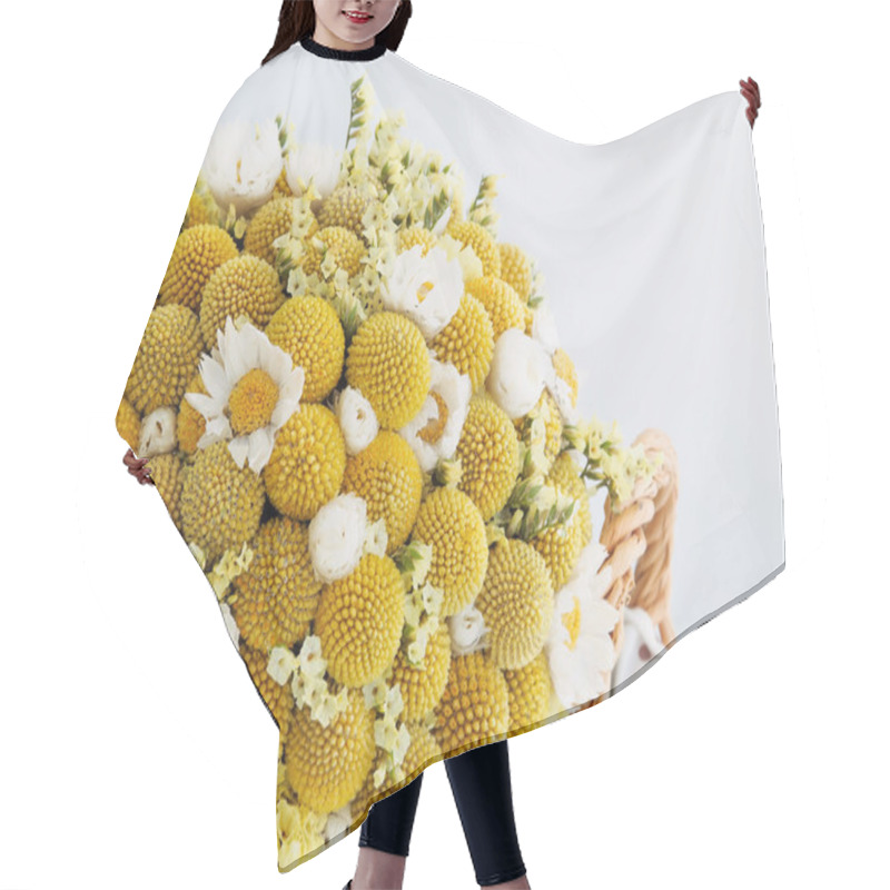 Personality  Beautiful Dried Flowers Hair Cutting Cape