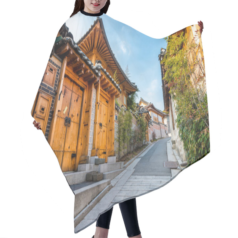 Personality  Bukchon Hanok Village Hair Cutting Cape