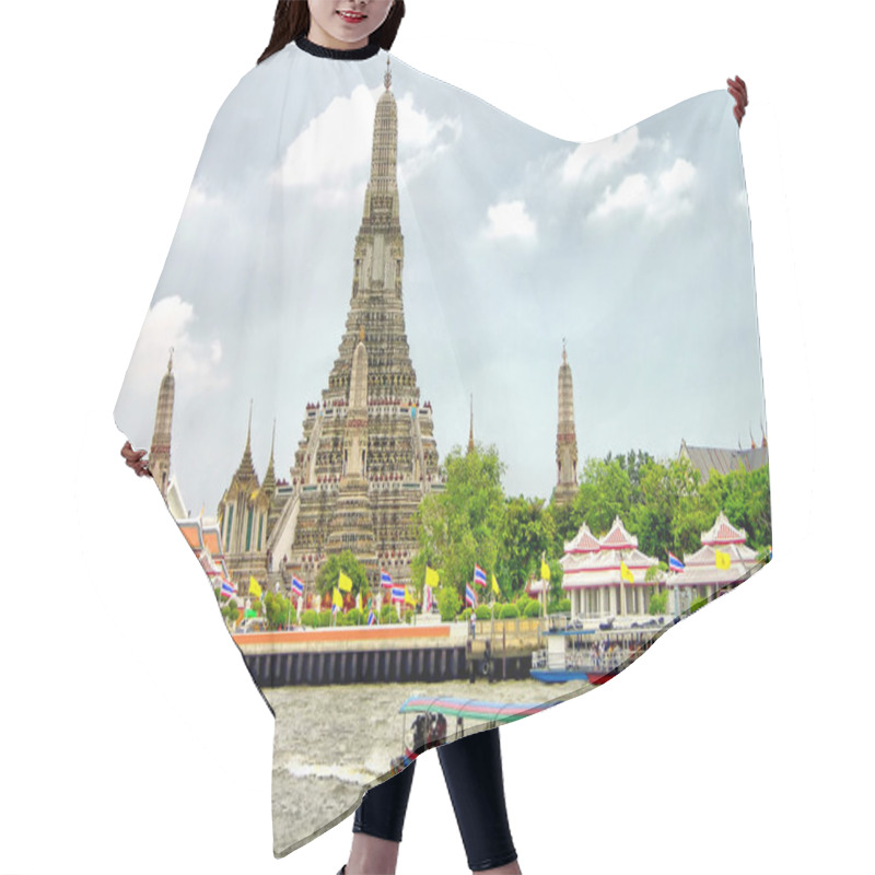 Personality  Wat Arun Temple, Bangkok, Thailand Hair Cutting Cape