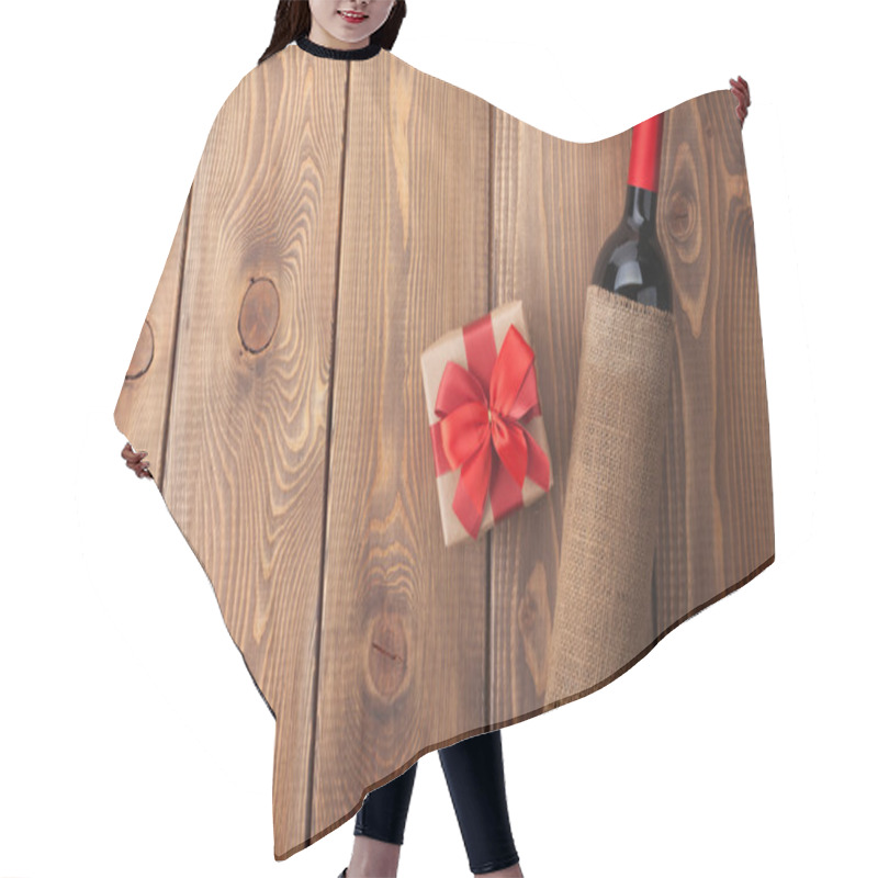 Personality  Red Wine Bottle And Valentines Day Gift Box Hair Cutting Cape