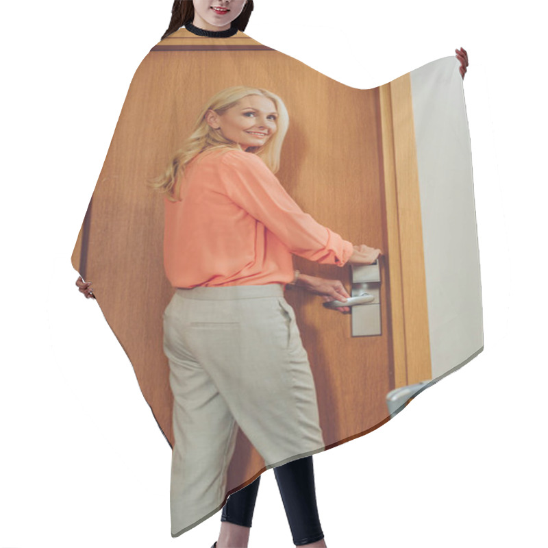 Personality  Smiling Middle Aged Woman With Suitcase Opening Electronic Lock In Hotel Hair Cutting Cape