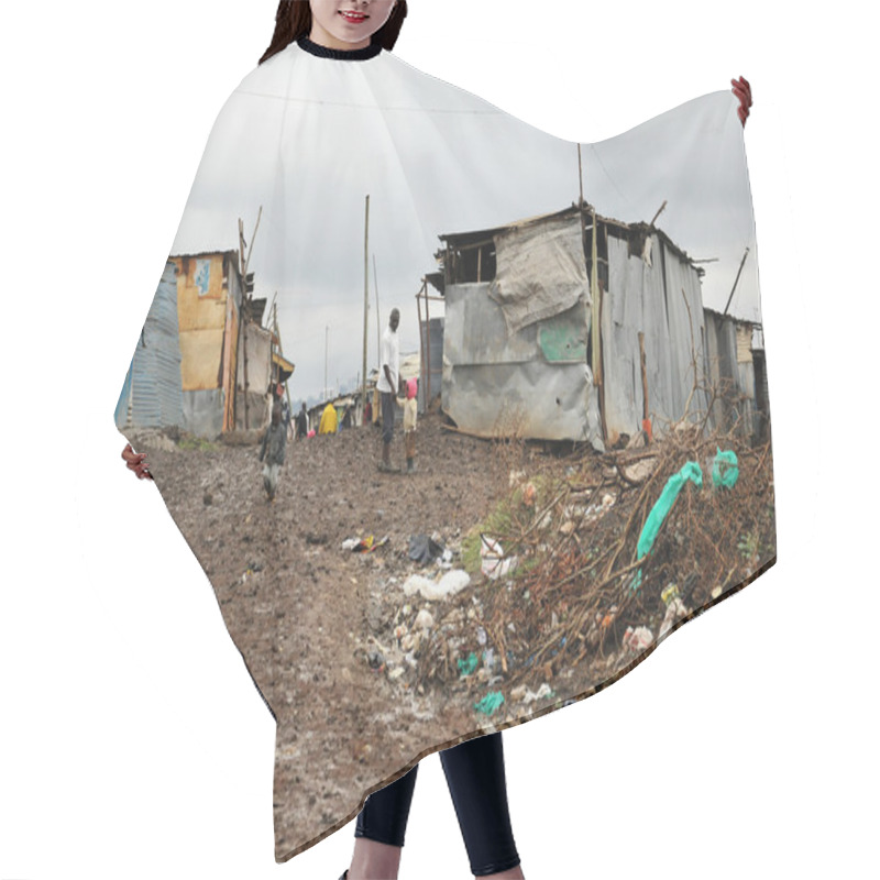 Personality  People In Nairobi Slum Hair Cutting Cape