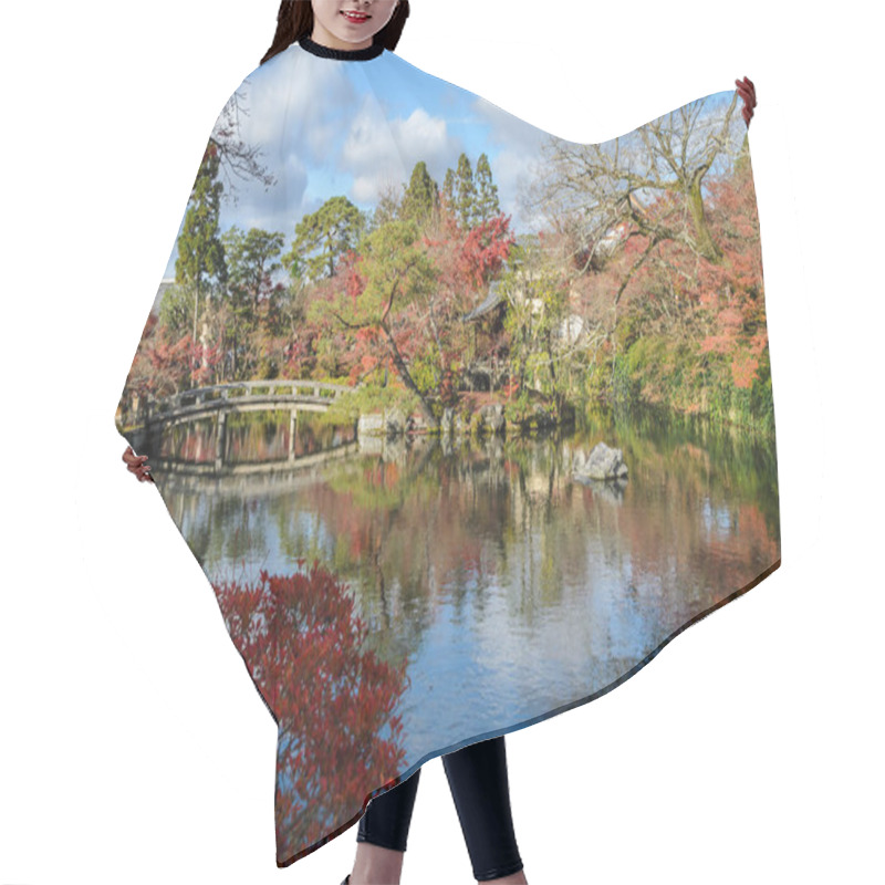 Personality  Beautiful Autumn View Of Hojo Pond At Eikando Or Zenrin-ji Temple In Kyoto, Japan Hair Cutting Cape