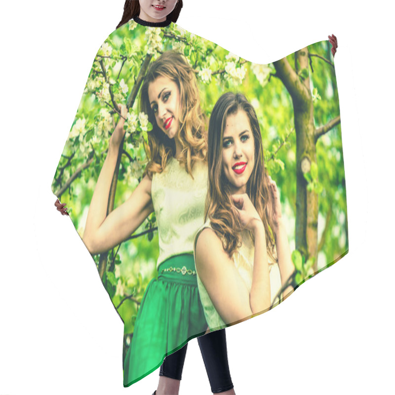 Personality  Women In The Garden Under The Blossom Trees Hair Cutting Cape