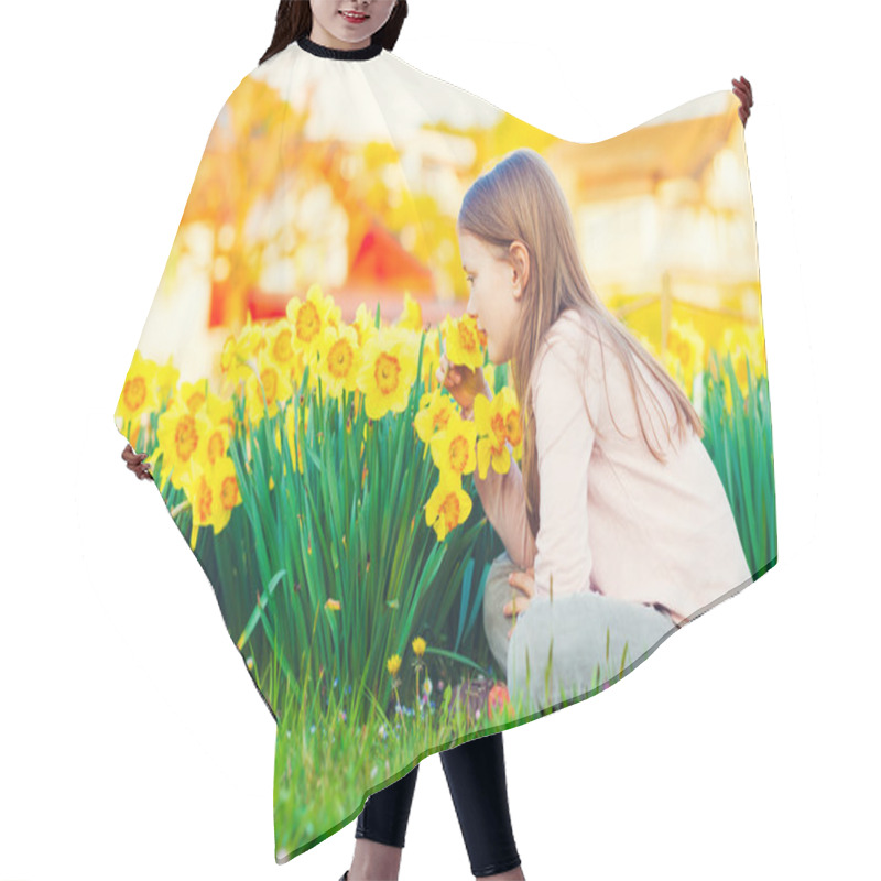 Personality  Adorable Little Girl Playing With Flowers In The Park At Sunset, Smelling Daffodils Hair Cutting Cape