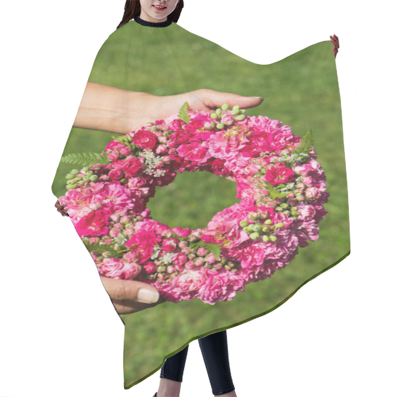 Personality  Hands Join Wreath Of Roses Hair Cutting Cape