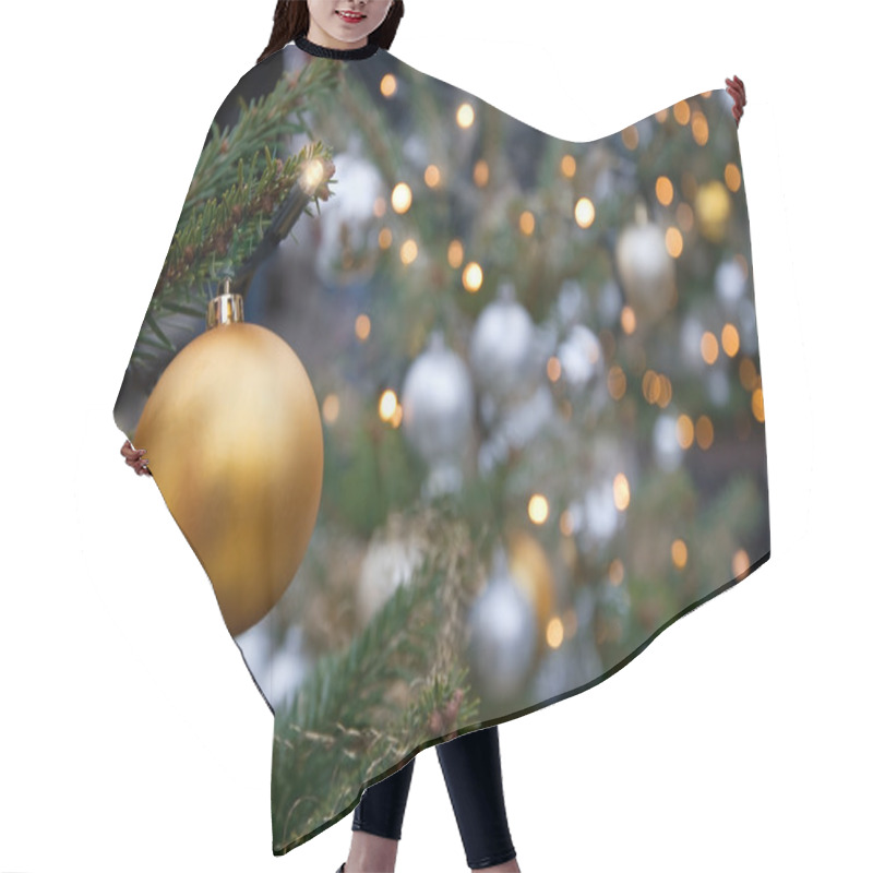 Personality  Christmas Balls Hair Cutting Cape