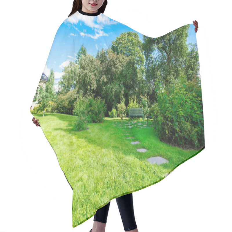 Personality  Bench In A Garden Hair Cutting Cape