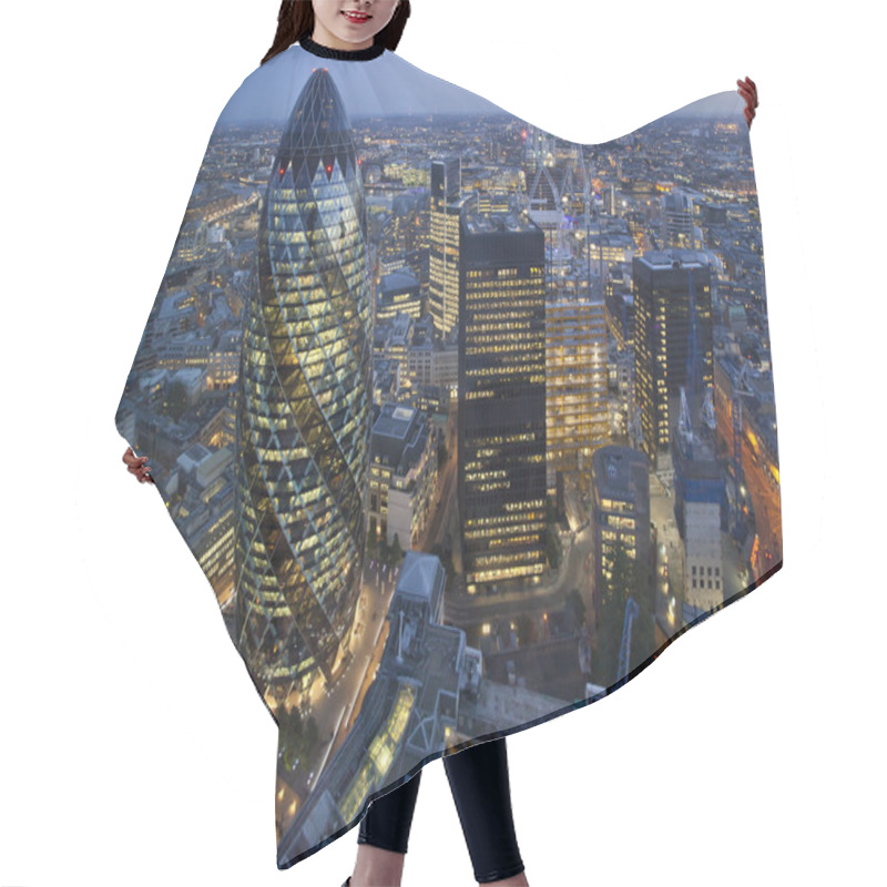 Personality  City Of London Skyline At Sunset Hair Cutting Cape