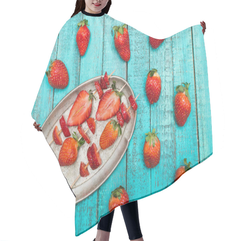 Personality  Strawberries On Wooden Skewers Hair Cutting Cape