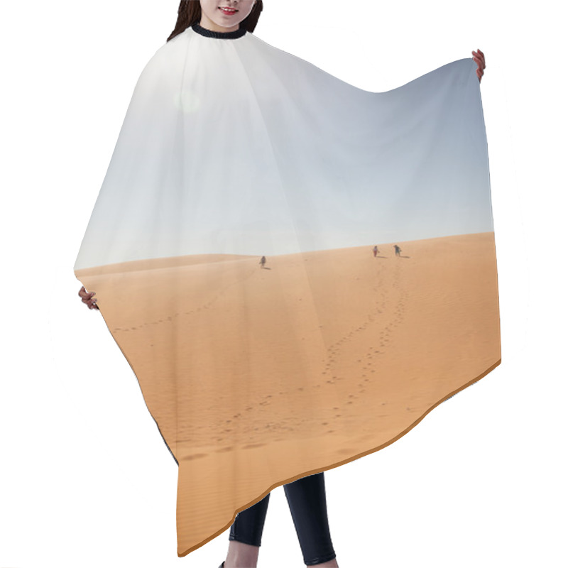 Personality  The Traveler In The Desert Hair Cutting Cape