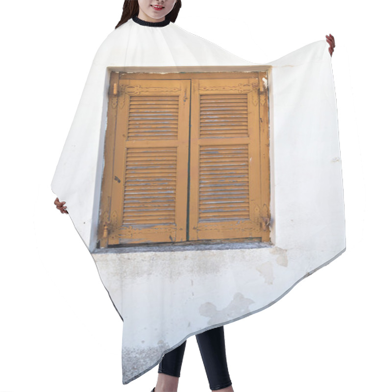 Personality  Window With Brown Shutters Hair Cutting Cape