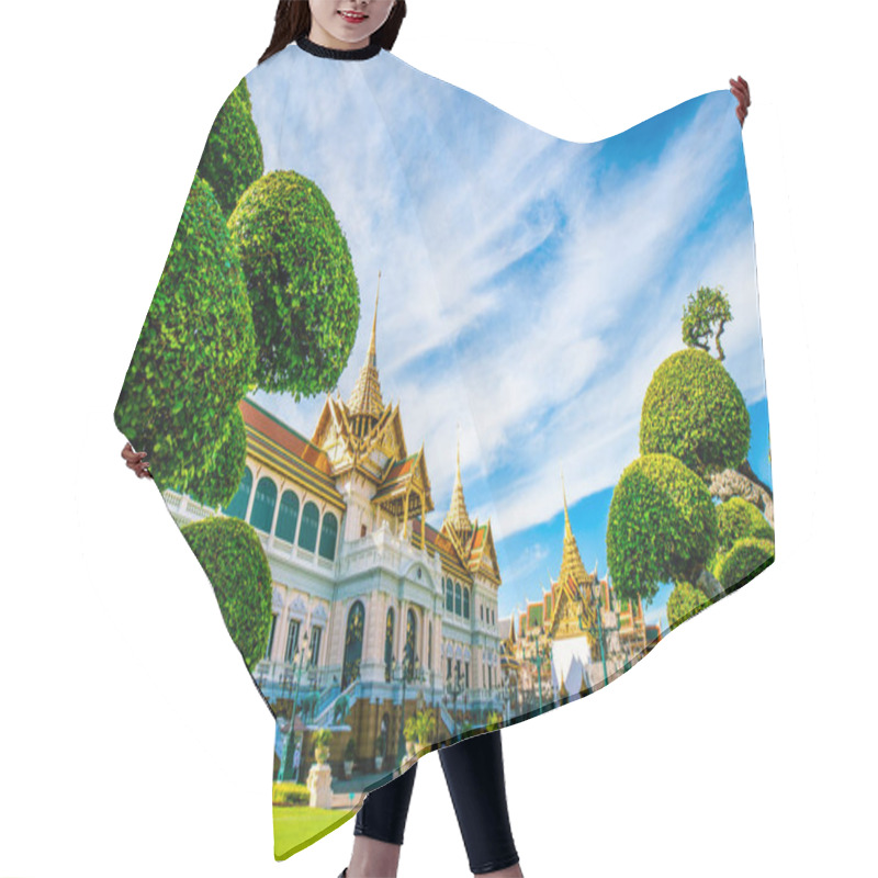 Personality  Grand Palace In Emerald Buddhist Temple Green Grass Tree Field Sightseeing Travel In Bangkok, Thailand Hair Cutting Cape