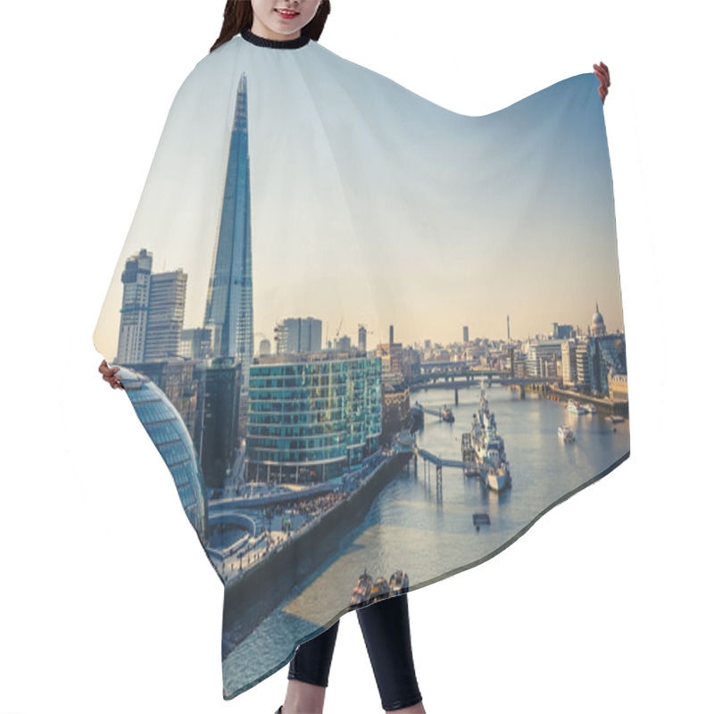 Personality  Thames And London City Hair Cutting Cape