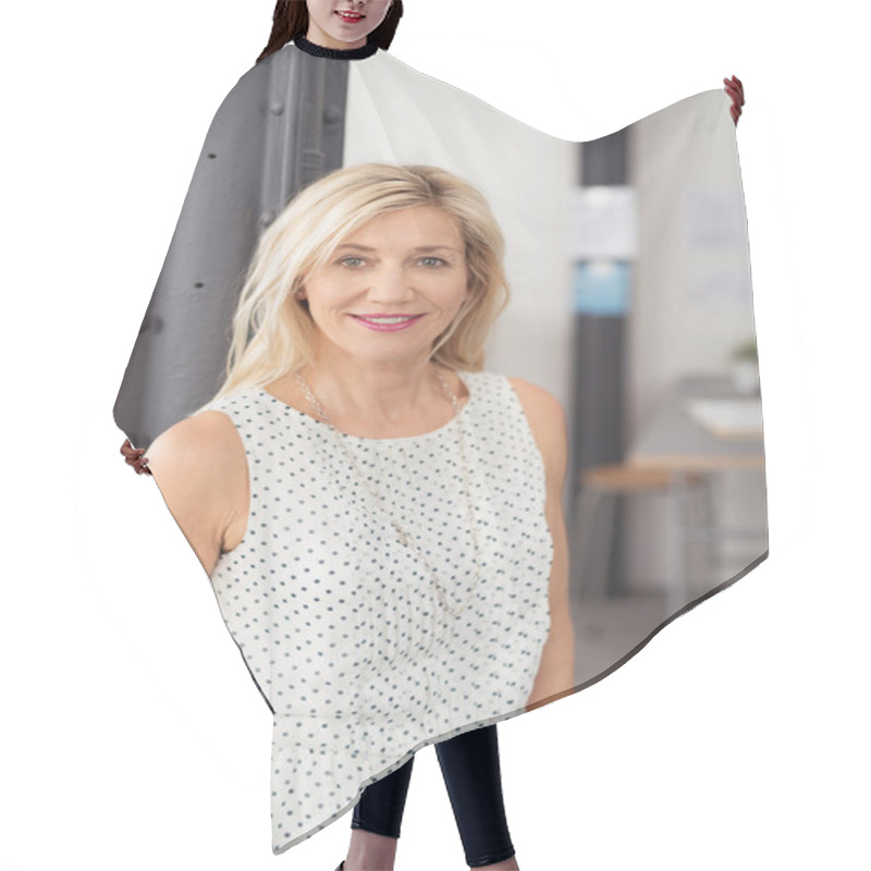 Personality  Smiling Blond Woman Inside The Office Hair Cutting Cape