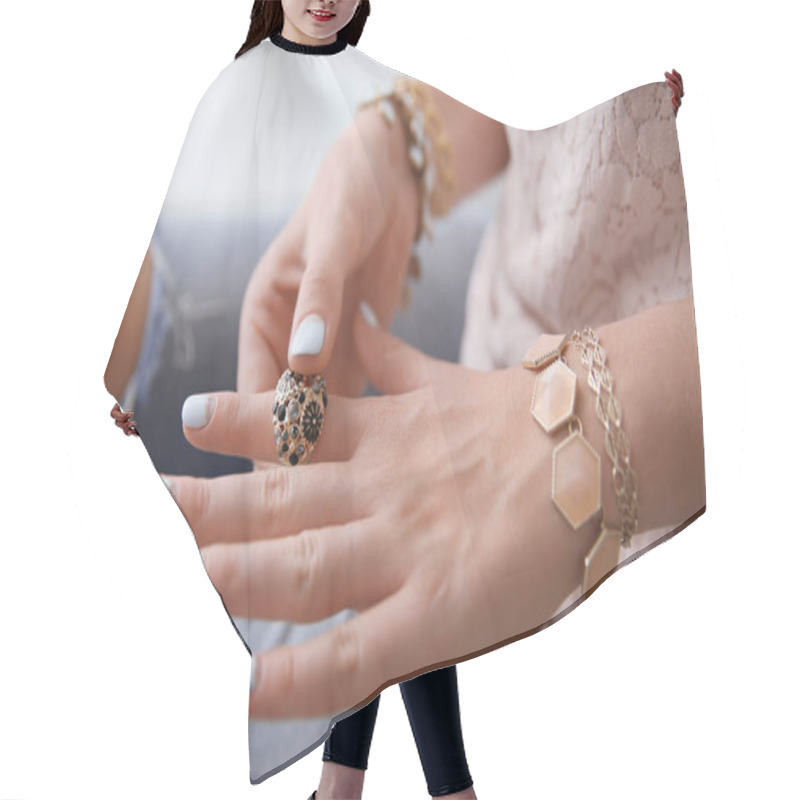 Personality  Female Hands With Bijouterie, Close Up Hair Cutting Cape