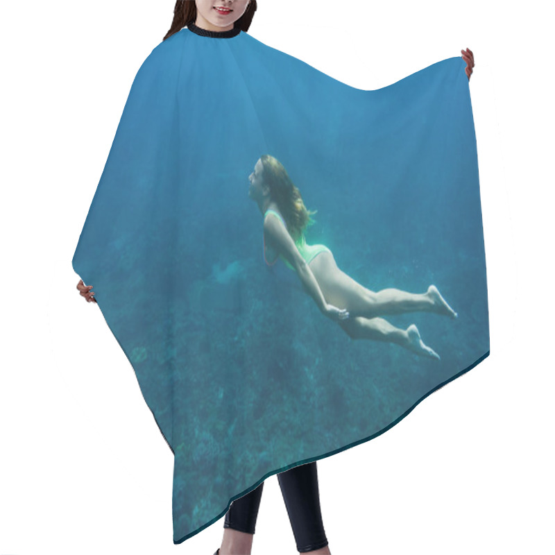 Personality  Swimsuit Hair Cutting Cape