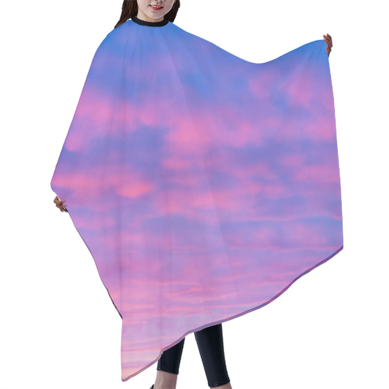 Personality  Vibrant Pink And Purple Sunrise Sky With Dreamy Cloudscape. Soft And Ethereal Morning Sky Colors Captured In A Peaceful Moment. Hair Cutting Cape