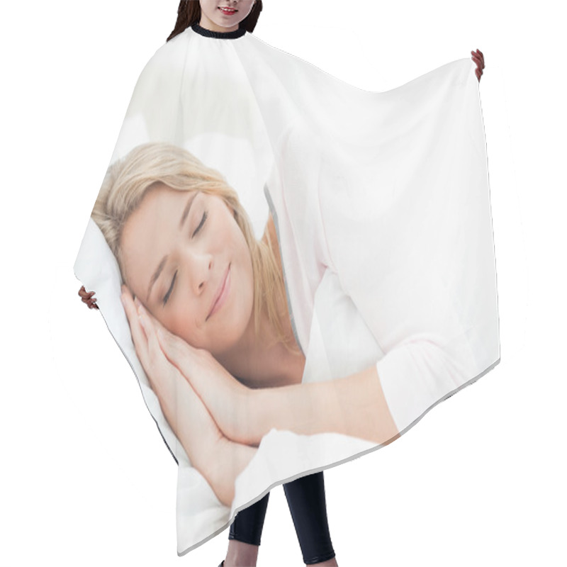 Personality  Woman Sleeping In Bed, Hands Positioned Beside Her Face Hair Cutting Cape