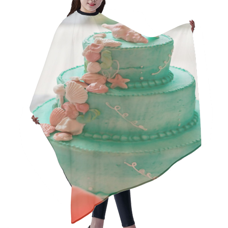 Personality  Tiered Wedding Cake Hair Cutting Cape