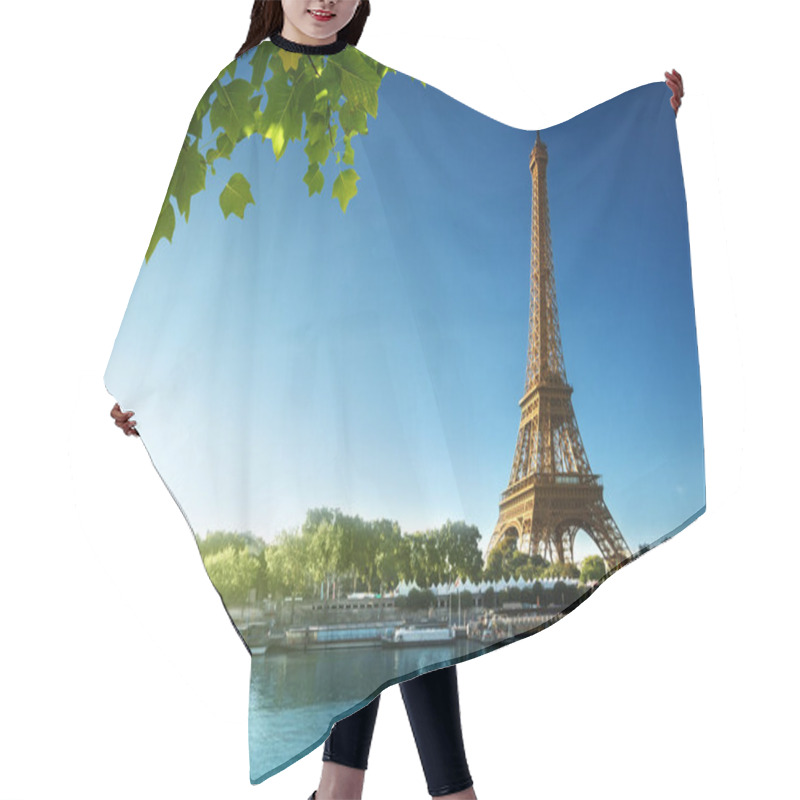 Personality  Eiffel Tower, Paris. France Hair Cutting Cape