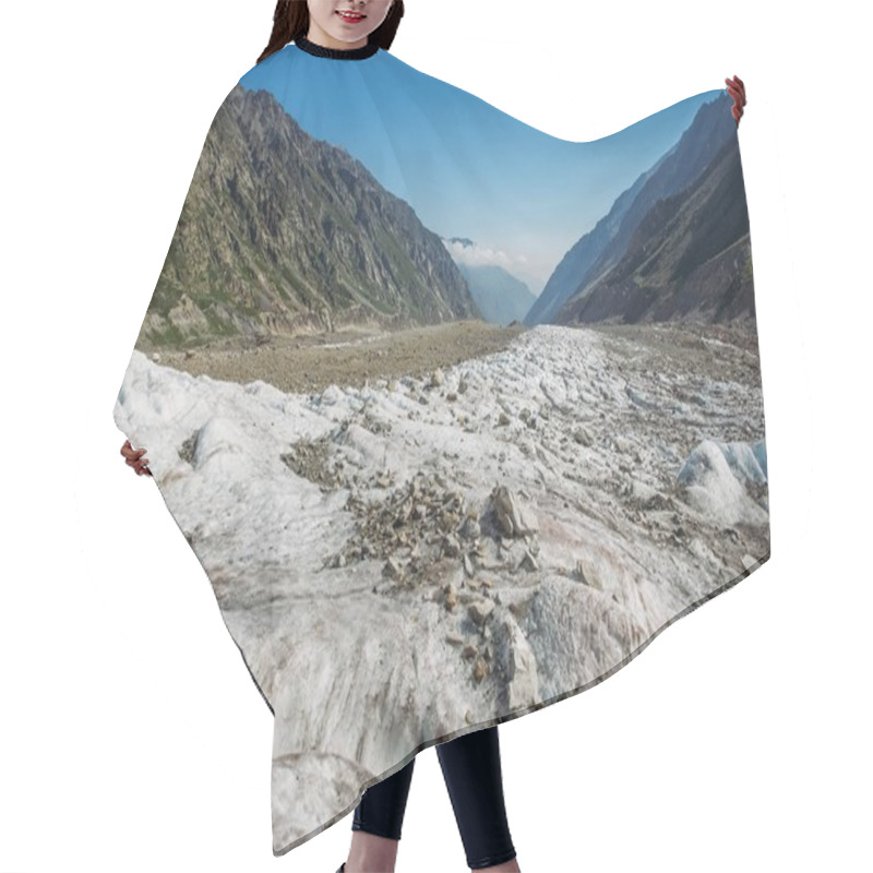 Personality  Snowy Valley Hair Cutting Cape