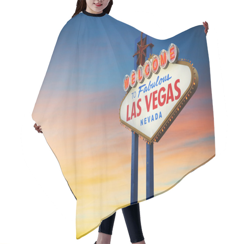 Personality  Las Vegas Sign At Sunset Hair Cutting Cape