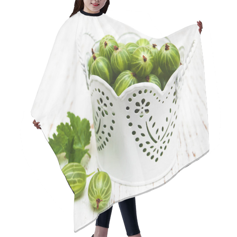 Personality  Gooseberries With Leaves Hair Cutting Cape