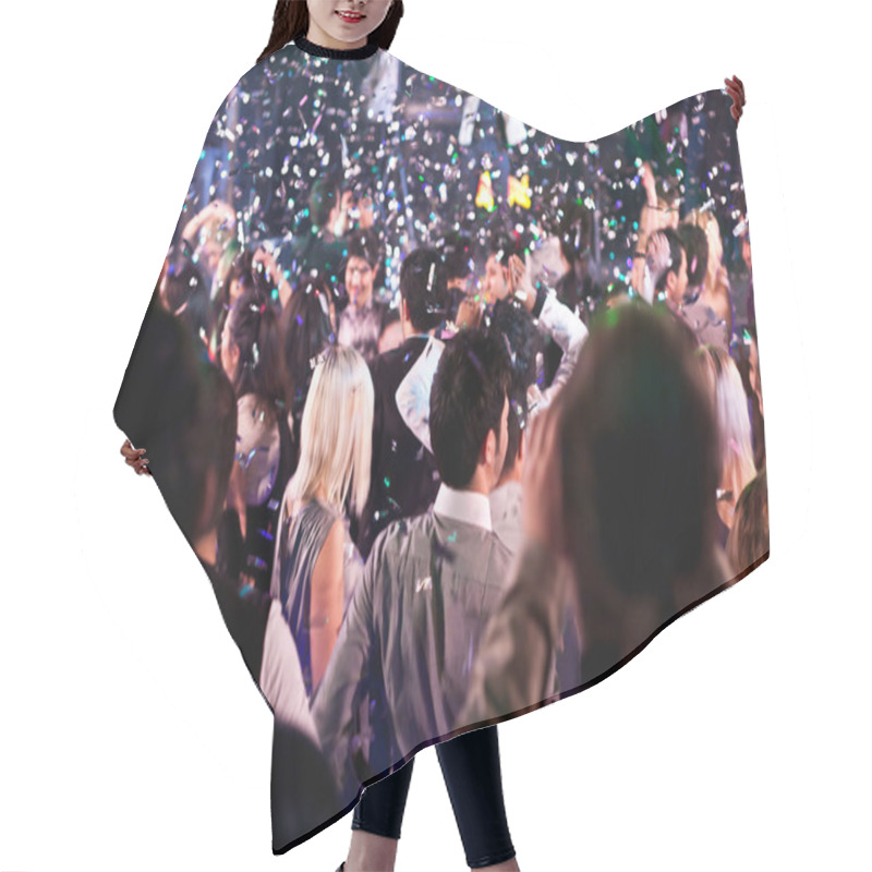 Personality  At The Night Club Hair Cutting Cape